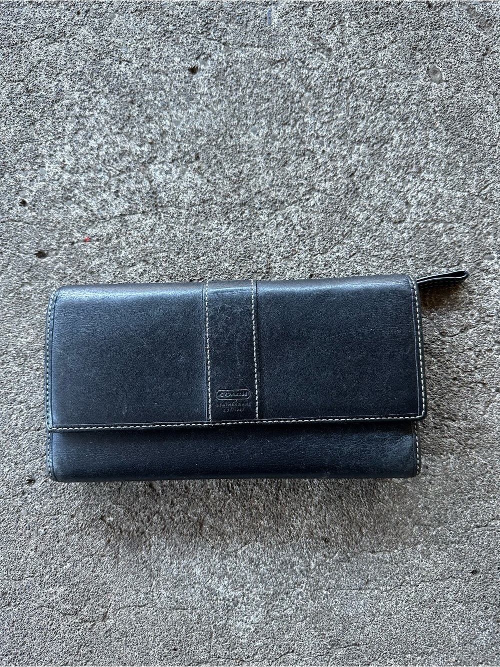 VTG Coach Black Hamilton Tri Fold Leather Wallet